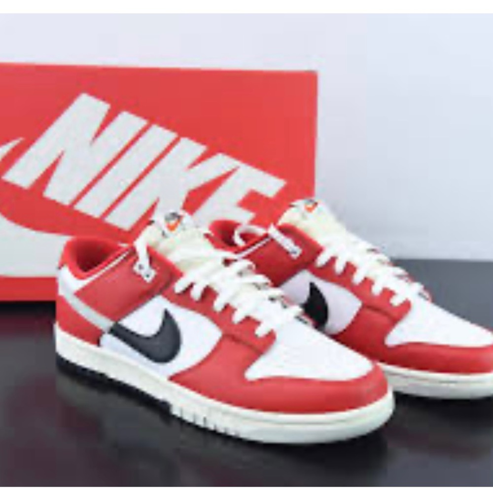 Men's Nike Dunk Low Chicago Split - Picture 5 of 15